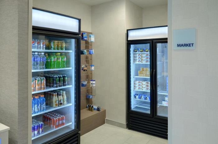 holiday inn express toronto downtown by ihg