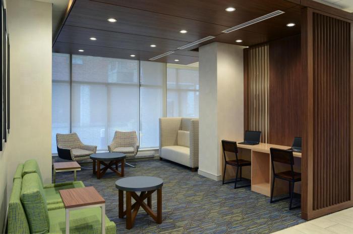 holiday inn express toronto downtown by ihg