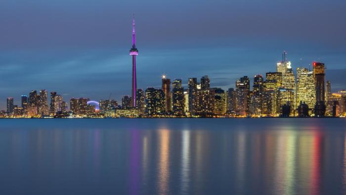 holiday inn express toronto downtown by ihg
