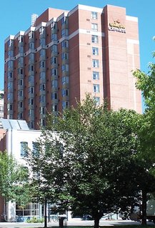 holiday inn express toronto downtown by ihg
