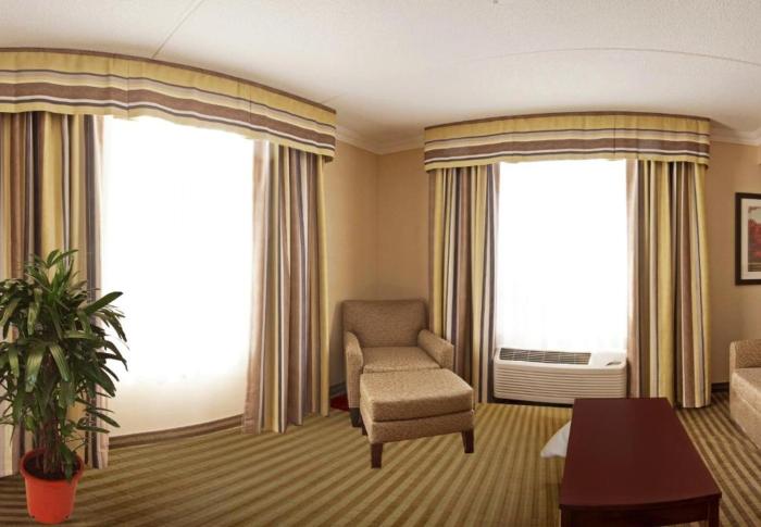 comfort inn and conference centre toronto airport