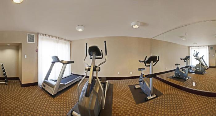 comfort inn and conference centre toronto airport