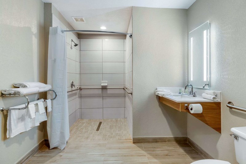 quality inn downtown near market square