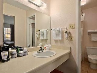 days inn by wyndham san antonio near lackland afb