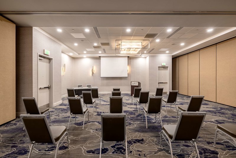 doubletree by hilton davenport