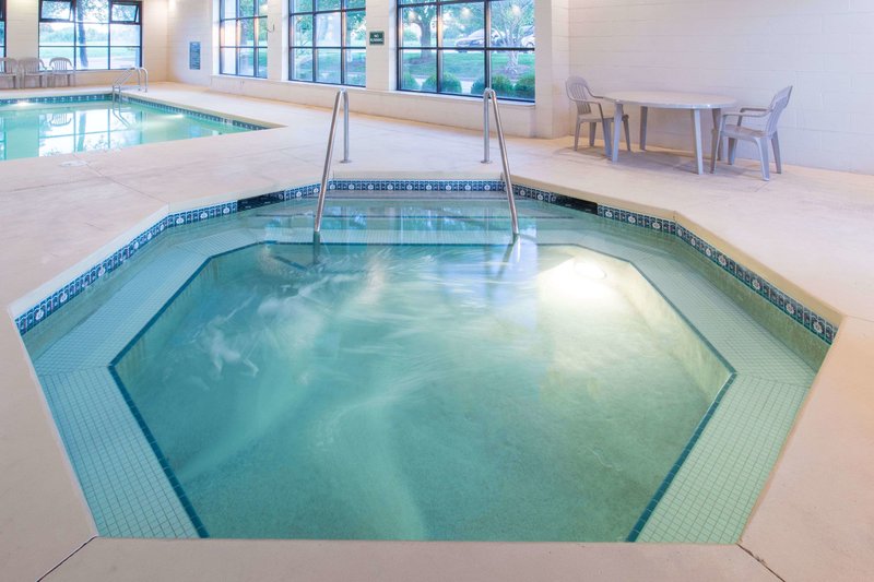 baymont by wyndham davenport