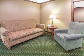 baymont by wyndham davenport