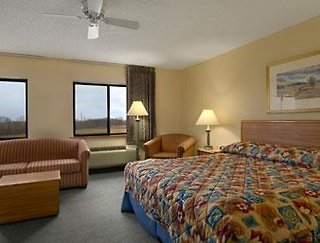 Baymont By Wyndham Davenport,Eldridge>>Davenport,3 star
