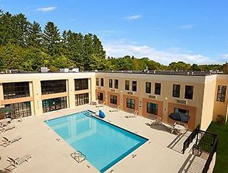 La Casa Inn & Suites - Middleboro,Lakeville>>Berkley,3 star