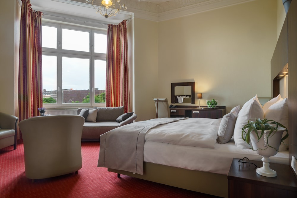 hotel graf moltke