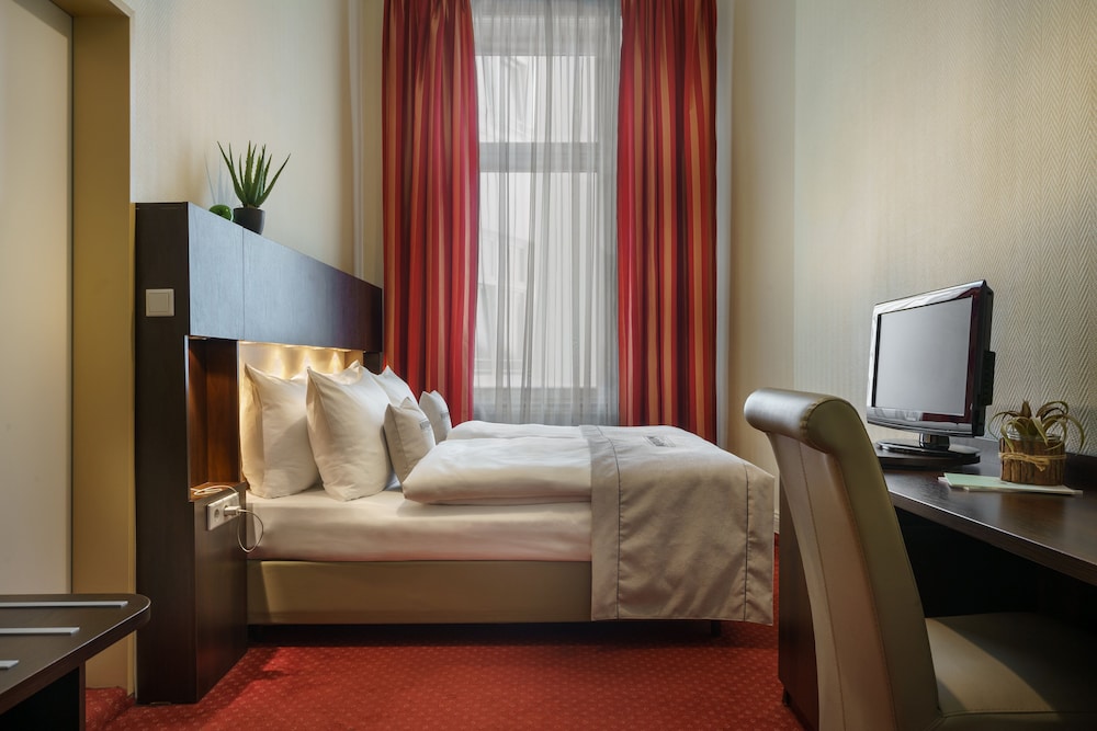 hotel graf moltke