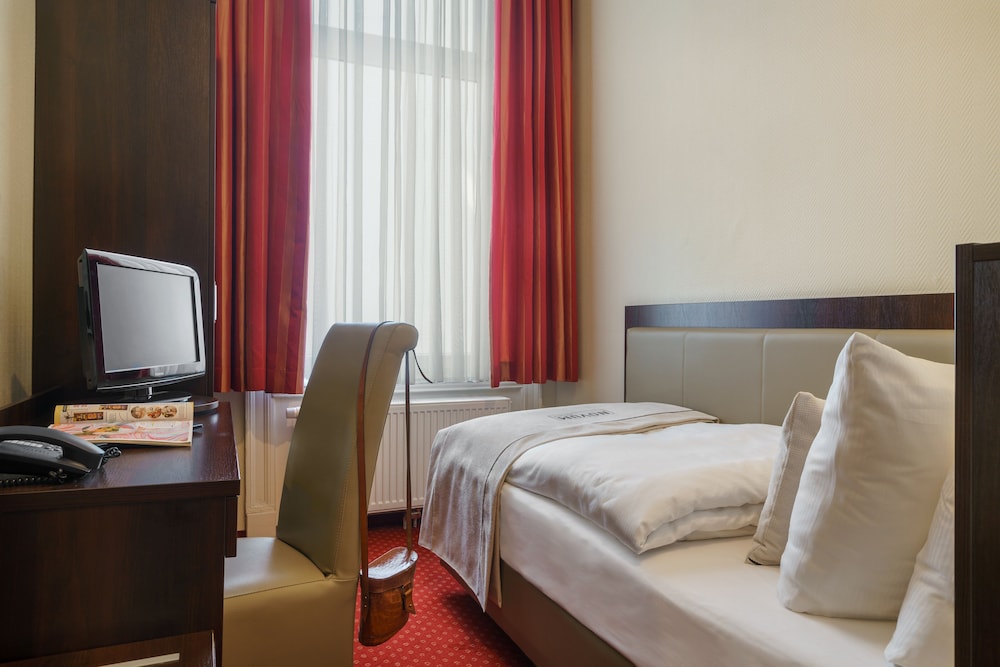 hotel graf moltke