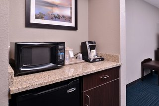 Best Western St. Clairsville Inn & Suites,Bethany>>Belmont,3 star