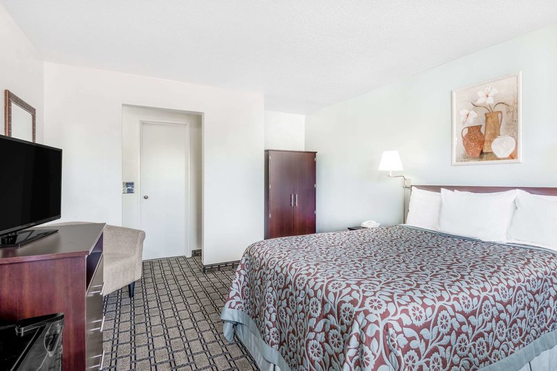 days inn by wyndham st clairsville