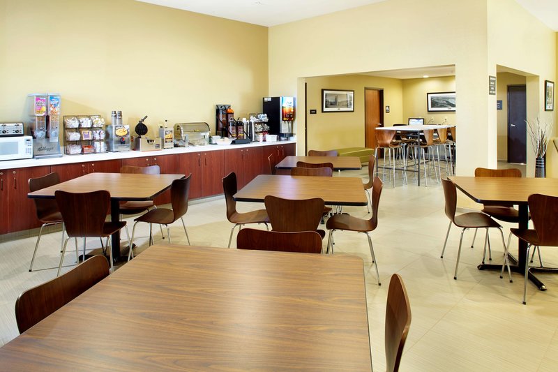 super 8 by wyndham st clairsville oh wheeling wv area