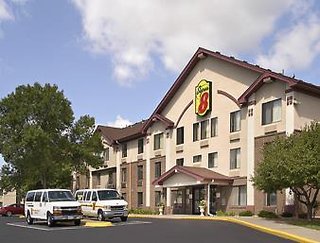 Super 8 By Wyndham Bloomington/Airport,Hennepin County>>Bloomington,2 star