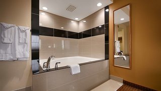 best western kiva inn