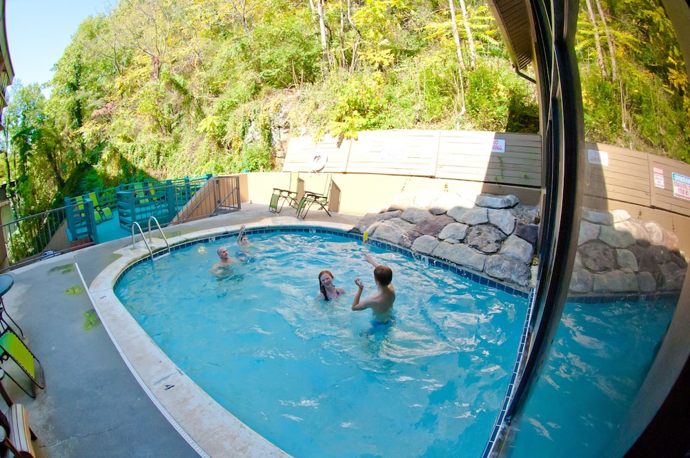 edgewater hotel gatlinburg
