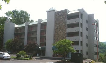 laurel inn condominium