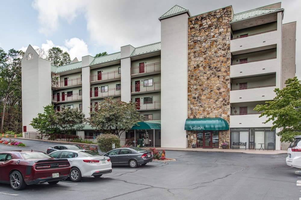 laurel inn condominium