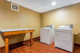 comfort inn and suites mocksville i 40