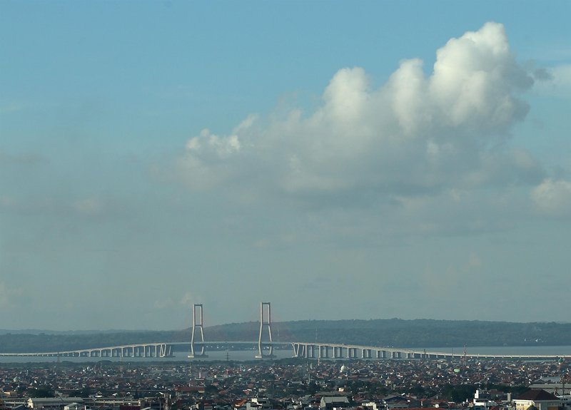 sheraton surabaya hotel and towers