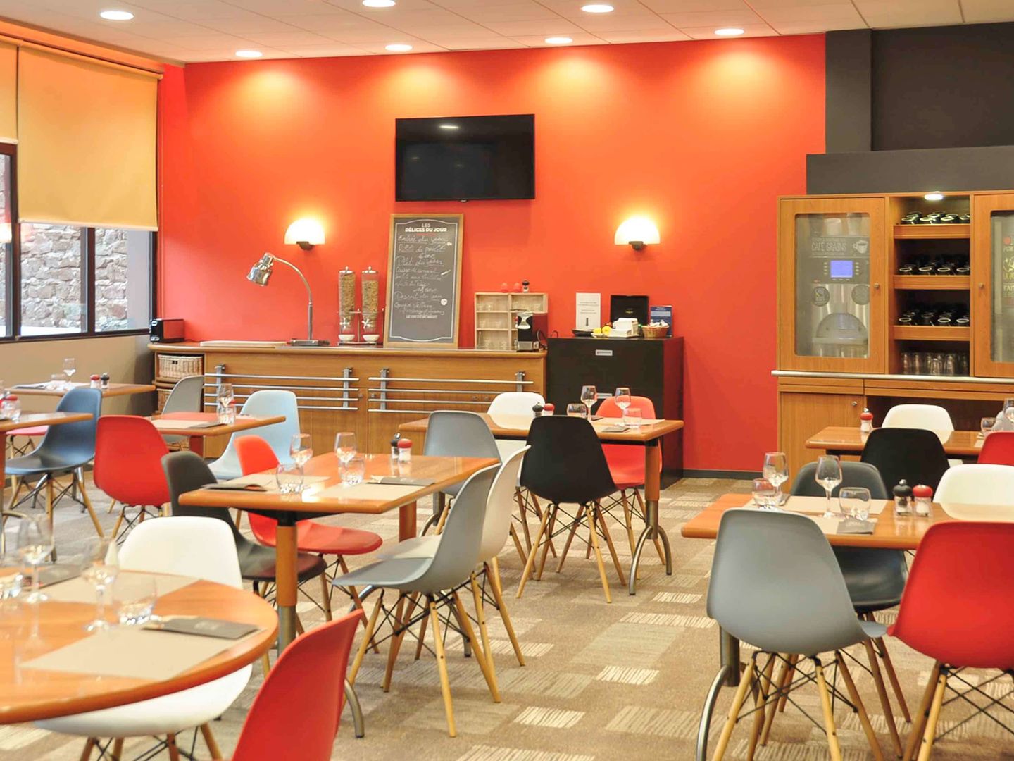 ibis le puy en velay centre