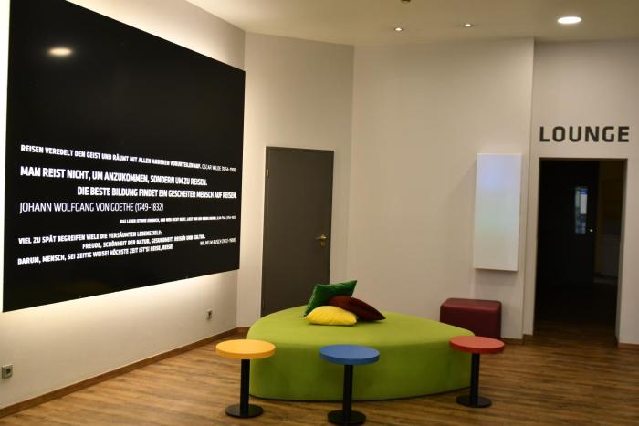 colour hotel