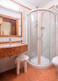 Una Hotels Galles Milano,Near Corso Buenos Aires,4 star