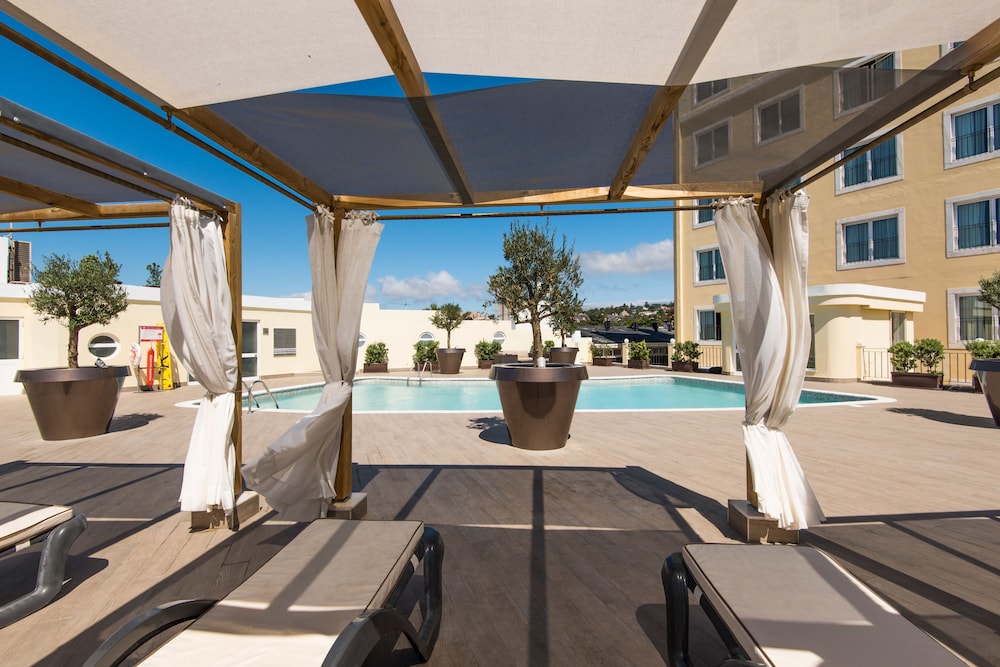 vila gale estoril adults friendly