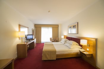 vila gale estoril adults friendly
