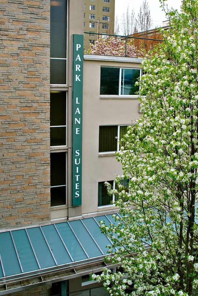 park lane suites and inn