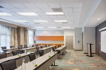residence inn by marriott portland downtown riverplace
