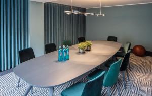 the midtown hotel by the new yorker