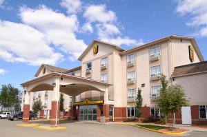 Super 8 By Wyndham High Level Ab,High Level>>Alberta,3 star
