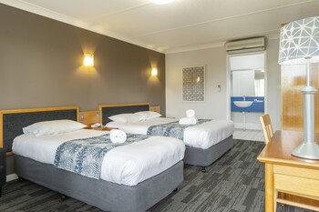 country motel ipswich