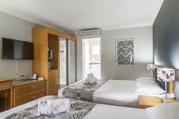 country motel ipswich