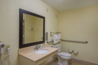 Quality Inn & Suites Florence Civic Center,South Carolina>>Florence,3 star