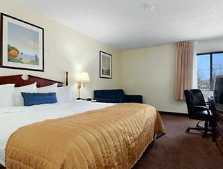 Baymont By Wyndham Louisville South I 65,Hillview>>Brooks,3 star