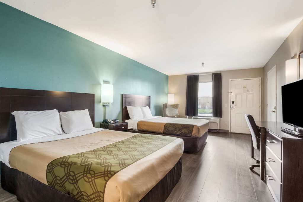 econo lodge inn and suites