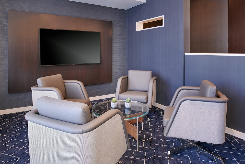 courtyard by marriott chicago lincolnshire