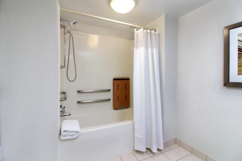 courtyard by marriott hartford cromwell