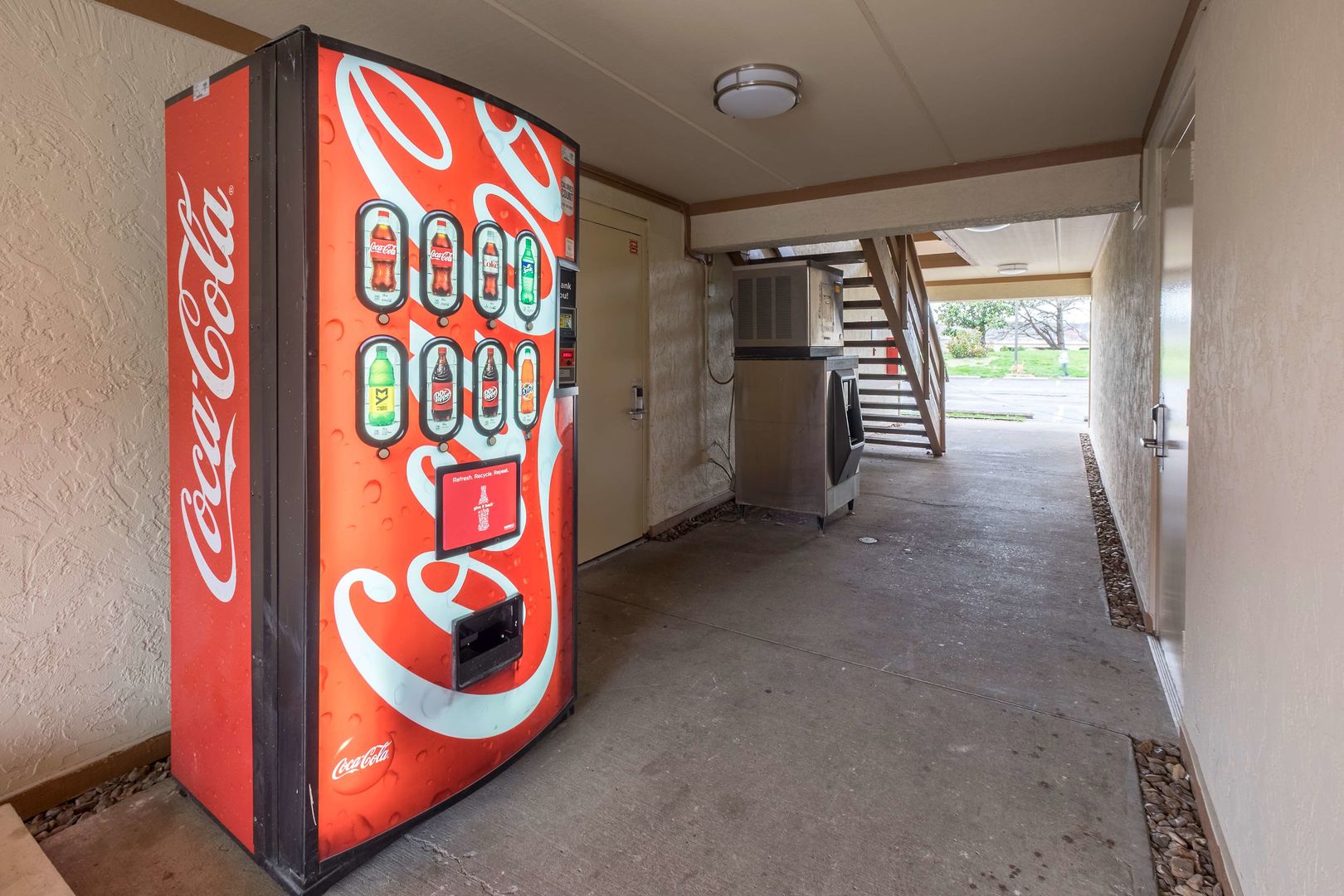 red roof inn plus nashville north goodlettsville