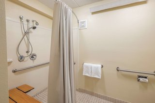 red roof inn plus nashville north goodlettsville