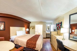 red roof inn plus nashville north goodlettsville