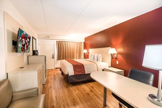 red roof inn plus nashville north goodlettsville