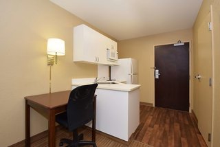 Extended Stay America Suites Orange County Huntington Beach,Los Angeles>>Huntington Beach,3 star