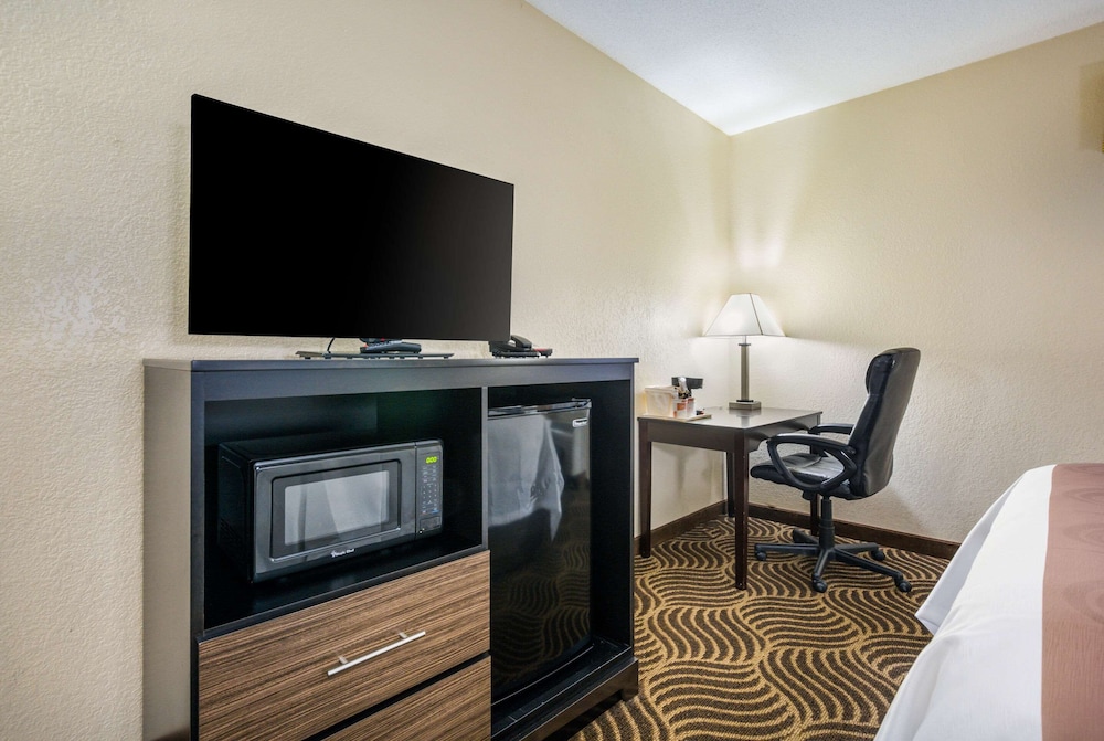 quality inn and suites florence cincinnati south