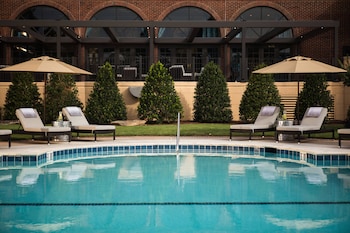 Renaissance Waterford Oklahoma City Hotel,Near Penn Square Mall,4 star