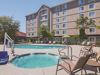 La Quinta Inn & Suites Oklahoma City North West Expressway,Oklahoma City>>Oklahoma,3 star